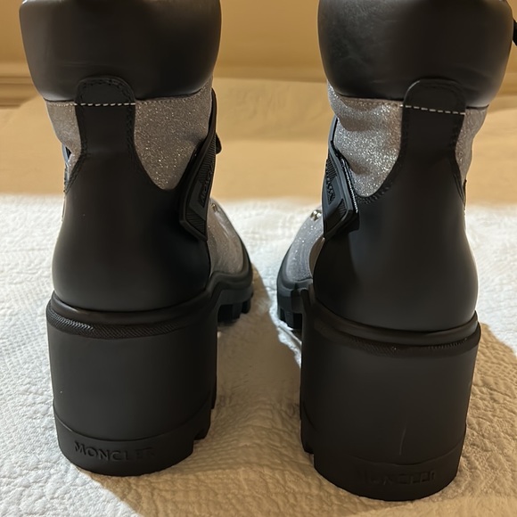 Moncler Carol hiking boot. Brand new in original box 9.5 - Picture 10 of 16
